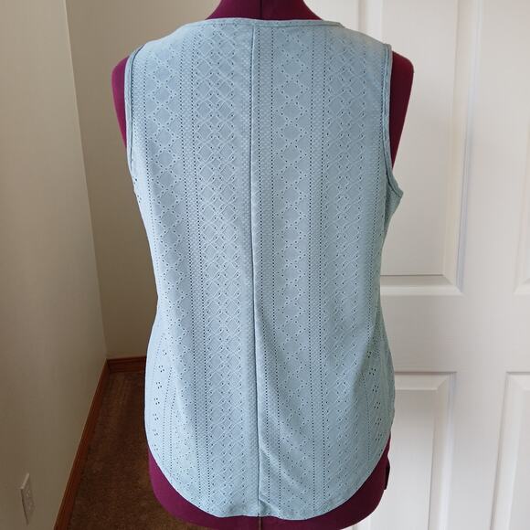 Sage Green Eyelet Tank Top XL V-neck lacy jacquard round hemline semi sheer - Picture 3 of 11